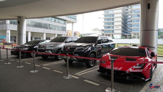 Kejagung Sita Lamborghini Huracan 2022 Tersembunyi di Gang, Kunci Dibuang ke Parit