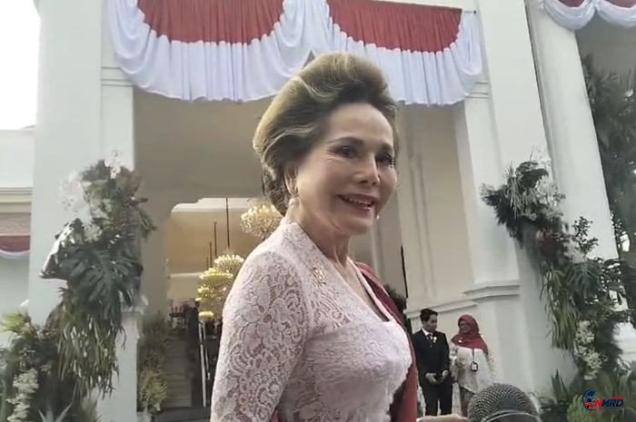 Ratna Sari Dewi Soekarno Hadir di Upacara HUT Ke-81 RI, Tampil Anggun Berkebaya Putih