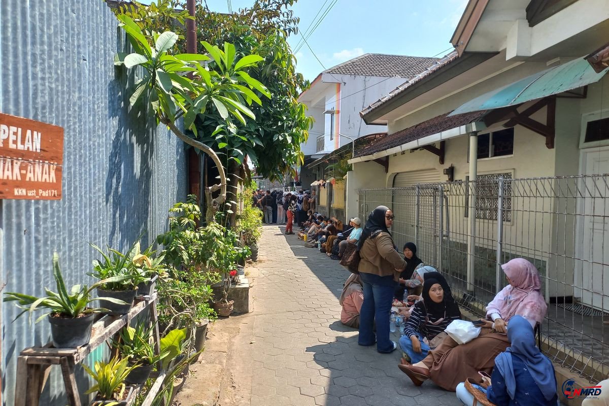 Bimbel Rp150 Ribu Jadi Primadona di Yogyakarta, Orang Tua Rela Antre dari Subuh hingga Menginap