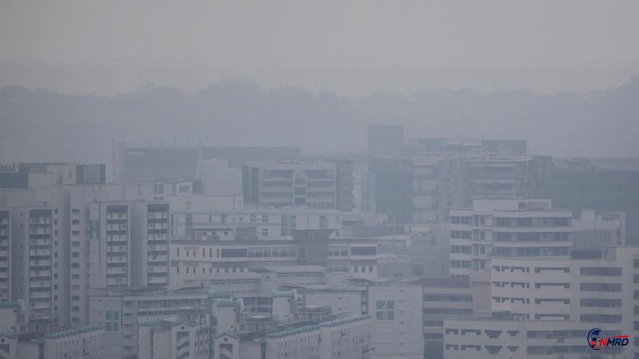 Kabut Asap Karhutla Indonesia Berdampak ke Singapura, PSI Sempat Tembus Level 105