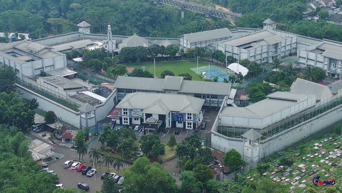Yusril Persilakan Media Cek Langsung Fasilitas Berstandar Apartemen di Lapas Cibinong