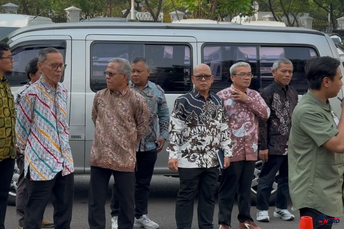 Prabowo Panggil Puluhan Akademisi ke Istana Bahas Penanganan Karhutla dan Lahan Gambut