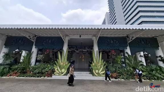 Balai Kota Jakarta Kini Dibuka untuk Warga, Ada Tur Ruang Gubernur hingga Layanan Publik