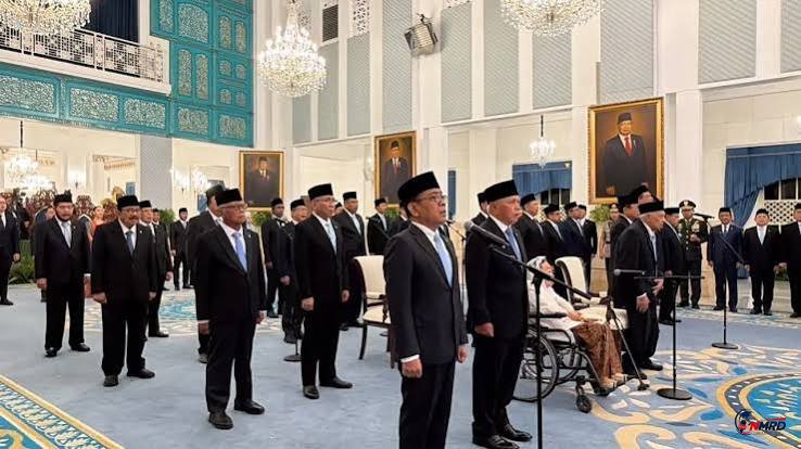 Prabowo Lantik 26 Wantimpres, Masing-Masing Terima Hak Keuangan Rp76,5 Juta per Bulan