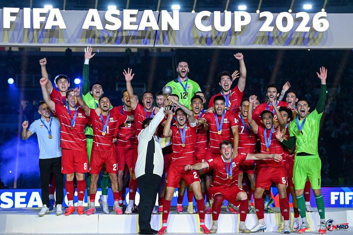 Suporter Thailand Bentangkan Spanduk Perdamaian usai Kalah di Final FIFA ASEAN Cup