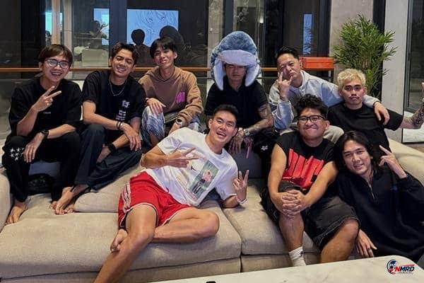 Reza Arap Akhirnya Tempati Rumah Baru, Syukuran Tumpengan Bareng AAA Clan hingga Nobar Final Indonesia