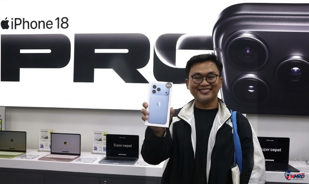 iPhone 18 Pro dan Pro Max Mulai Diterima Konsumen, 30 Pembeli Pertama di Hello Store Grand Indonesia Dapat Hadiah Spesial
