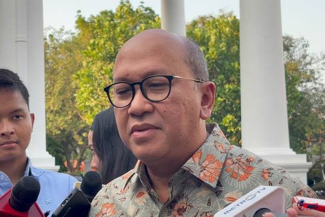 IHSG Anjlok 10,76 Persen, Rosan Roeslani Justru Melihat Peluang Investasi Jangka Panjang