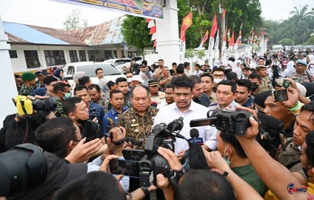 Kabut Asap Karhutla Selimuti Sumatera Utara, Bobby Nasution Lakukan Modifikasi Cuaca untuk Datangkan Hujan