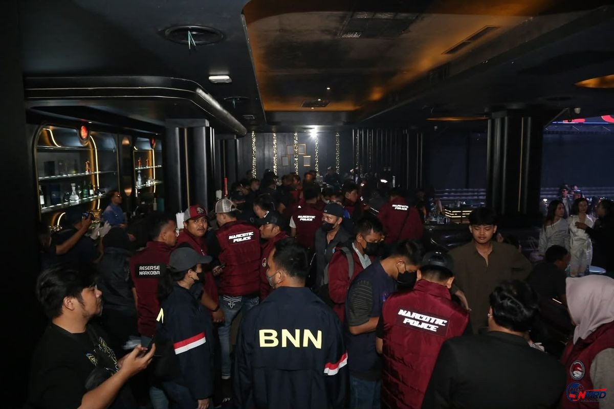 Bareskrim dan BNN Gerebek Kelab Malam di PIK, Sembilan Orang Positif Narkotika